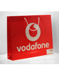 Papiertragetaschen mit Logo Vodafone 