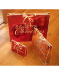 Weihnachtstaschen aus Papier flächige Heißfolienprägung rot metallic