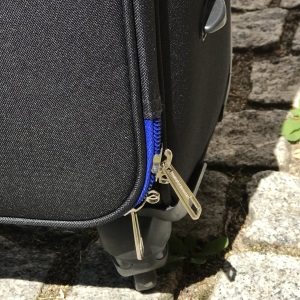 Koffer Schwarz Blau, Verschluss 1