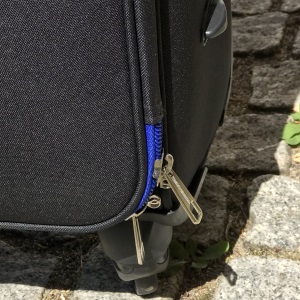 Koffer Schwarz Blau, Verschluss 2