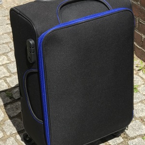 Koffer Schwarz Blau, Vorderseite 3