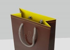 UV Spot auf Mattlamination, exklusive Papiertragetasche bedrucken